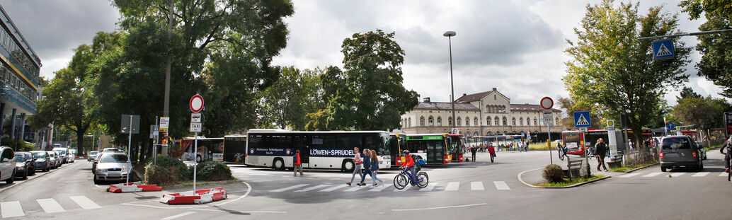 Bild: Busbahnhof Europaplatz Tübingen