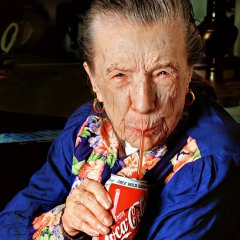 Porträt der Bildhauerin Louise Bourgeois, New York, 2001
