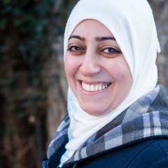 Wafaa Aleadi
geboren in Damaskus, Syrien
lebt seit Ende 2015 in Tübingen

Bild: André Beckershoff