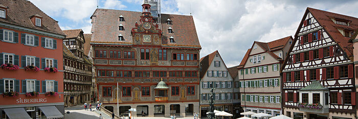 Marktplatz mit Rathaus