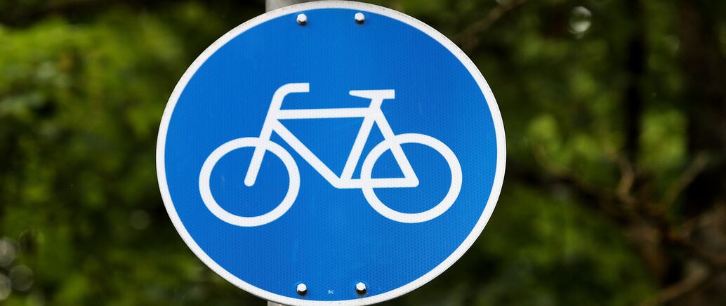Rad_Verkehrszeichen_Anne_Faden_2075_875.jpg