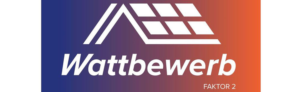 blau-orangener Hintergrund, darauf wei&szlig;es Dach mit Solarzellen, darunter wei&szlig;er Schriftzug 