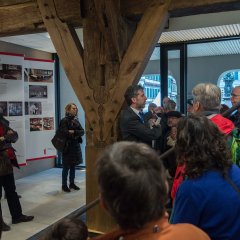 Neu gestaltetes Foyer des T&uuml;binger Rathauses. Bild: Daniel Maurer