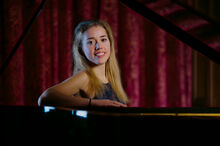 Julia Pleninger Pianistin