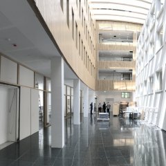 Blick in den Eingangsbereich
Bild: Universit&auml;tsstadt T&uuml;bingen