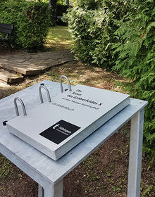 Gedenkbuch f&uuml;r das Gr&auml;berfeld X