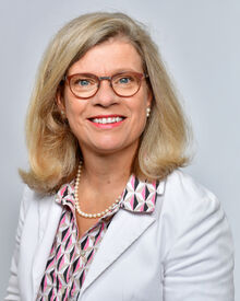 Portr&auml;tbild von Dr. Gundula Sch&auml;fer-Vogel
