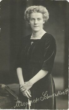 Margarete Schweikert, Autogrammkarte 1909. Bild: gemeinfrei