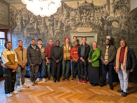 Oberb&uuml;rgermeister Boris Palmer mit G&auml;sten vom Veta College aus Moshi