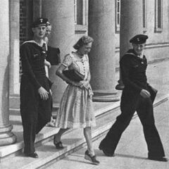 Angeh&ouml;rige der Marine&auml;rztlichen Akademie