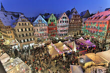 Blick vom T&uuml;binger Rathaus auf die Chocolart