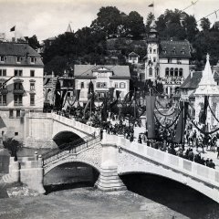 Einweihung der neuen Eberhardsbr&uuml;cke am 27. Juli 1901. Bild: Paul Sinner, Stadtarchiv T&uuml;bingen.
