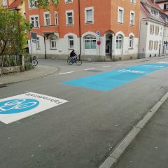 Fahrradstra&szlig;e Schleifm&uuml;hleweg
Bild: Universit&auml;tsstadt T&uuml;bingen