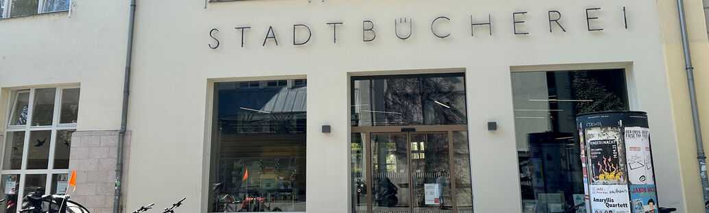 Eingang zur Stadtb&uuml;cherei