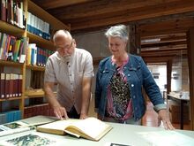 Rinus und Corine Nuijten im Lesesaal des Stadtarchivs; Foto: Stadtarchiv T&uuml;bingen