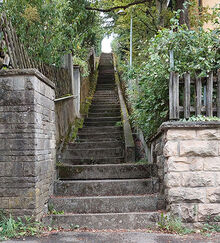Staffel von der Gartenstra&szlig;e zum Hundskapfweg