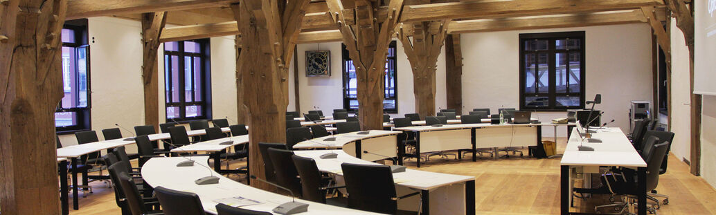 Ratssaal im T&uuml;binger Rathaus 